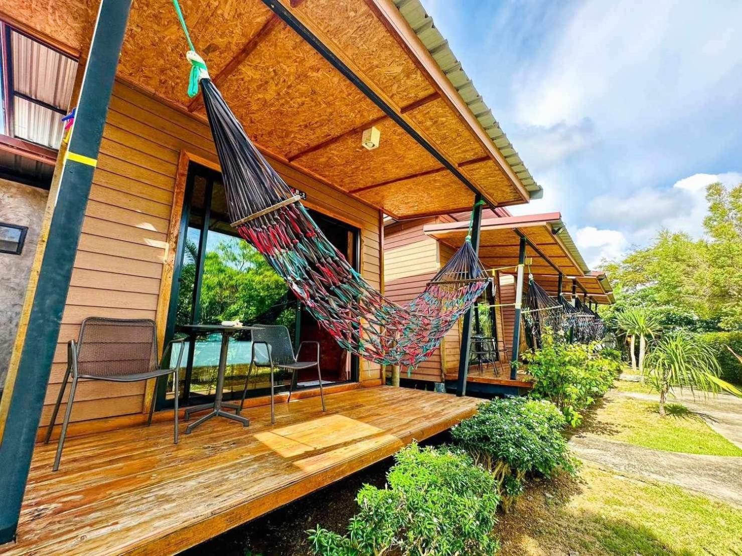 ホテル Check In Lanta Ko Lanta エクステリア 写真