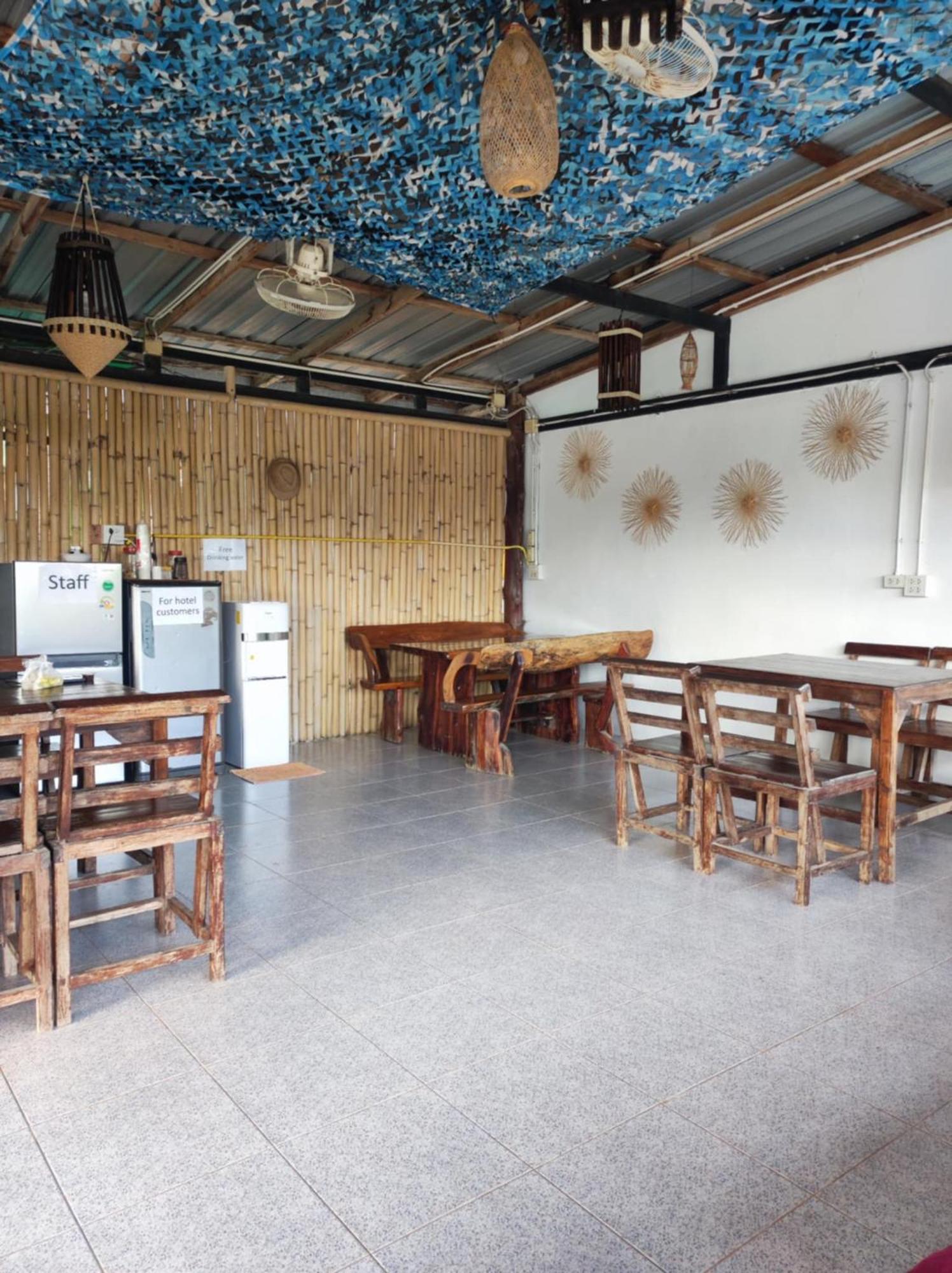 ホテル Check In Lanta Ko Lanta エクステリア 写真
